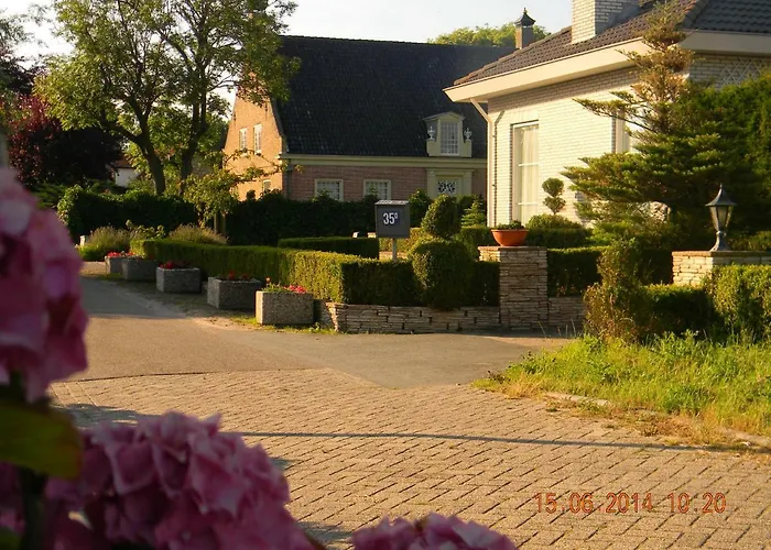 Bed & Breakfast Njoy-uithof Den Haag