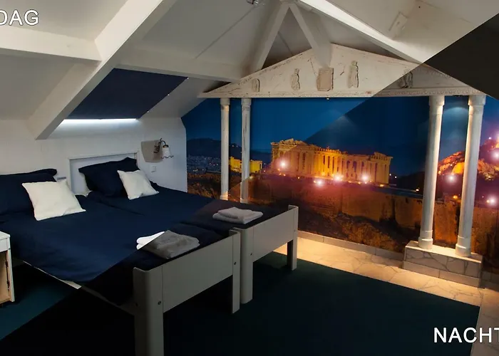 Njoy-uithof * Гаага